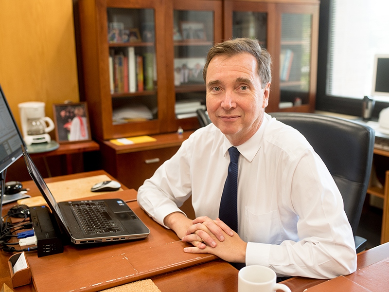 Texas Engineer David Allen at his desk